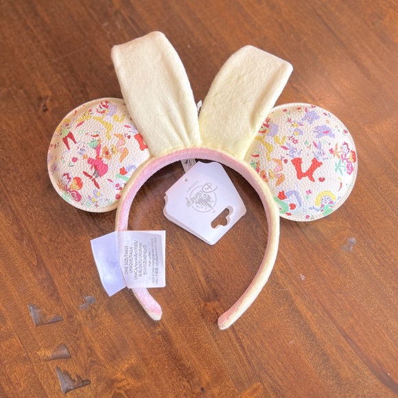 Reigning Rabbits Minnie Ears - Picture 4 of 4